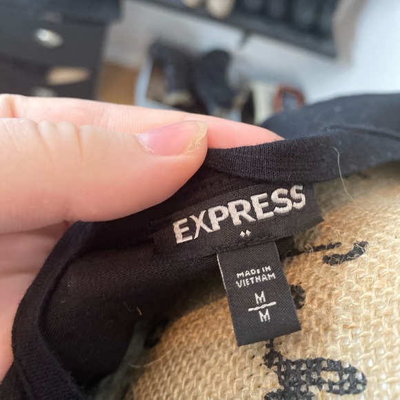 Express T-Shirt - Picture 3 of 3